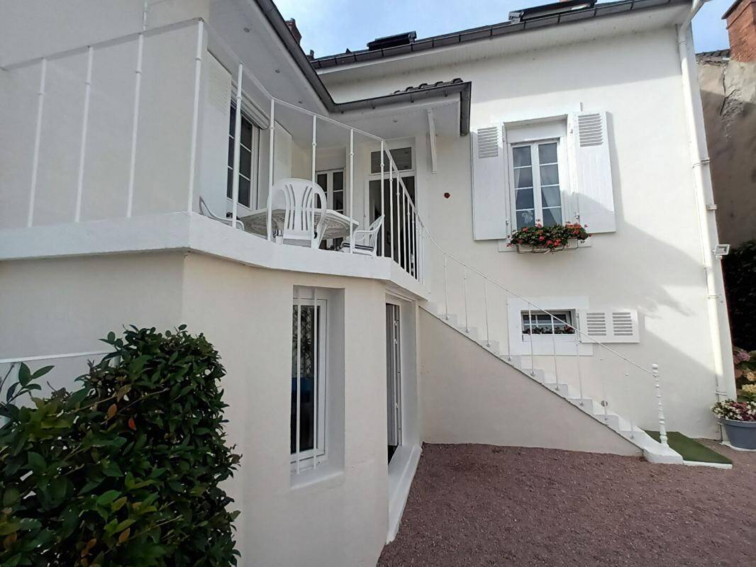 Maison à vendre, 311m², VARENNES SUR ALLIER