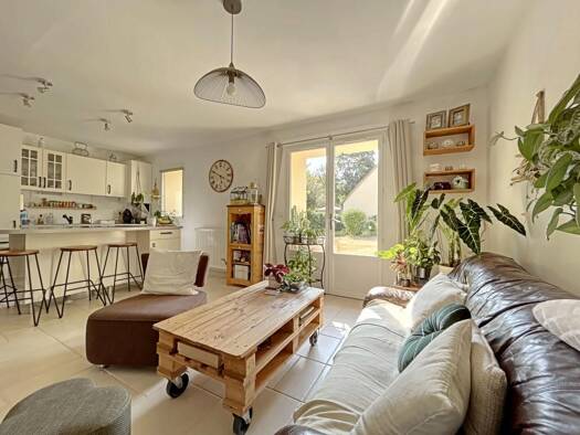 Appartement à vendre 244 400 € 2 pièces 1 chambre 42,67 m² RDC/2 Villiers-le-Bâcle 91190