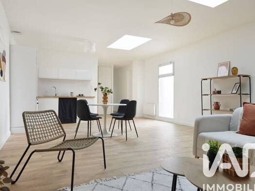 Appartement à vendre 210 000 € 4 pièces 3 chambres 98 m² Étage 1/1 Lorraine Cholet 49300