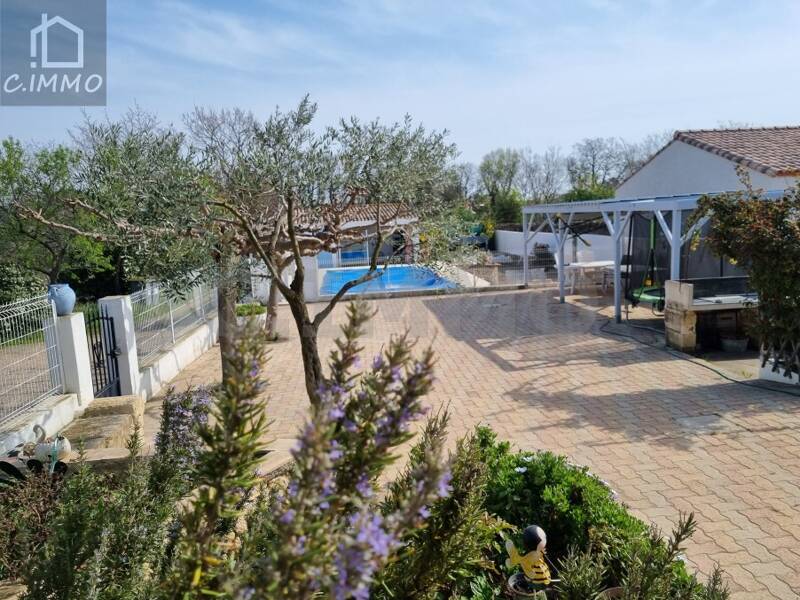 Maison à vendre, 177m², POUZOLLES