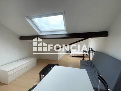 Appartement à louer 325 € 1 pièce 31,3 m² 2ème étage disponible à partir du 07/07/2025 Moulinet Nord Charleville-Mézières 08000