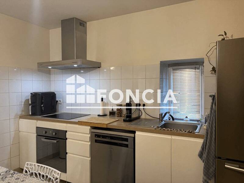 Maison à louer, 110m², NOYAREY