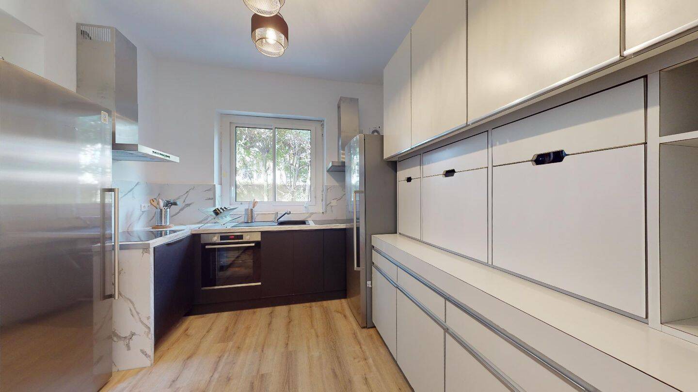 Maison 16 pièces — 6