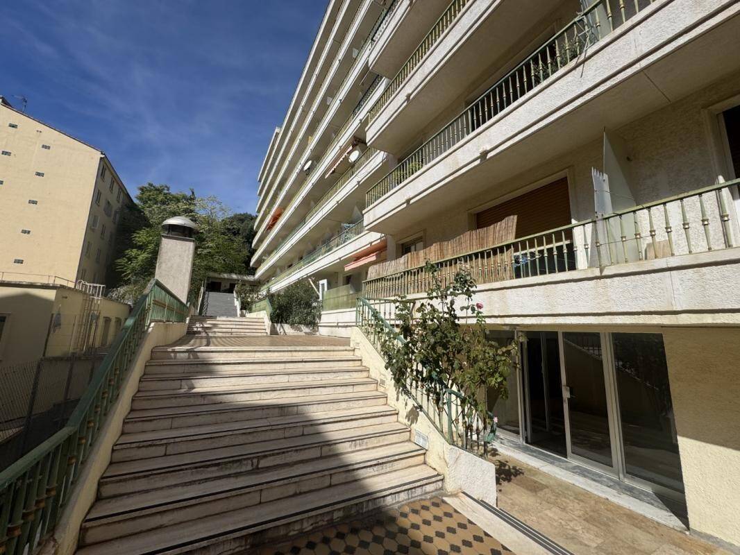 Maison à louer, 61m², AJACCIO