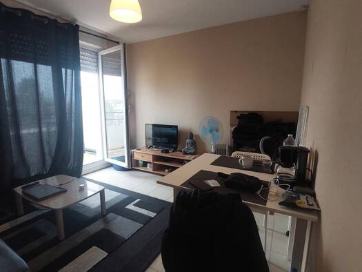 Studio à vendre 60 000 € 1 pièce 20 m² RDC Niort 79000
