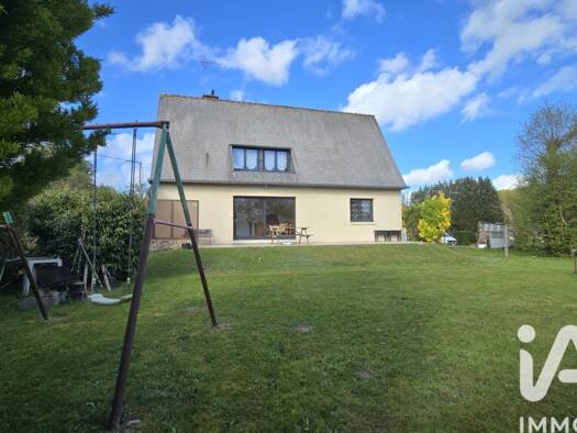 Maison à vendre 259 900 € 7 pièces 5 chambres 145 m² 1 698 m² de terrain Vildé-Guingalan 22980