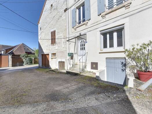 Maison à vendre 70 000 € 3 pièces 2 chambres 52 m² Courson-les-Carrières 89560