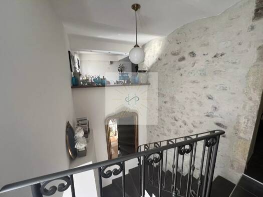 Maison à vendre 339 000 € 5 pièces 2 chambres 145 m² Alba-la-Romaine 07400