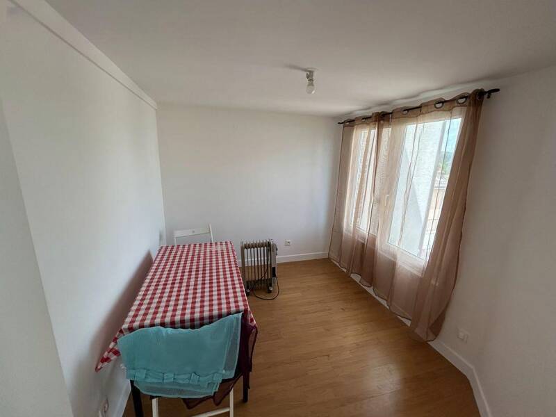 Maison à louer, 22m², SEVRES