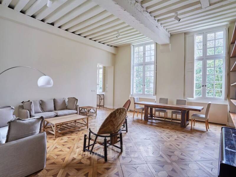 Maison à louer, 166m², PARIS 3E