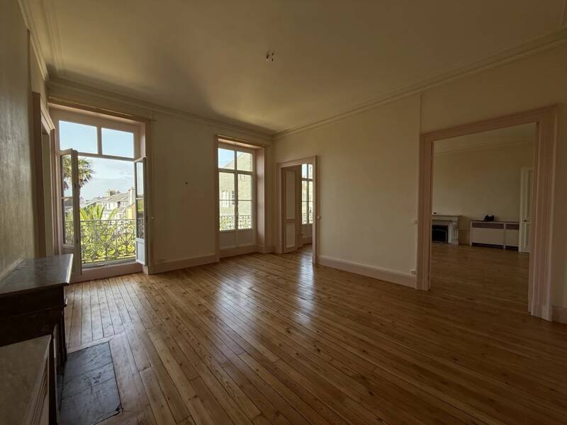 Maison à louer, 212m², VANNES