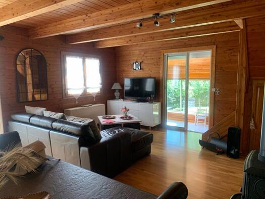 Chalet à vendre 265 000 € 4 pièces 2 chambres 82 m² 515 m² de terrain Montclar 04140
