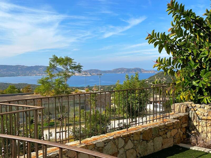 Maison à vendre, 104m², LUMIO