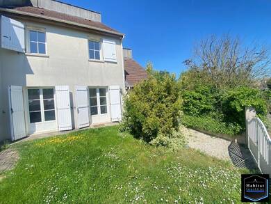 Maison à vendre 219 900 € 3 pièces 2 chambres 50 m² 124 m² de terrain Oissery 77178