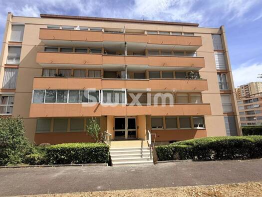 Appartement à vendre 95 000 € 4 pièces 2 chambres 77 m² 2ème étage Ateliers SNCF Chenôve 21300