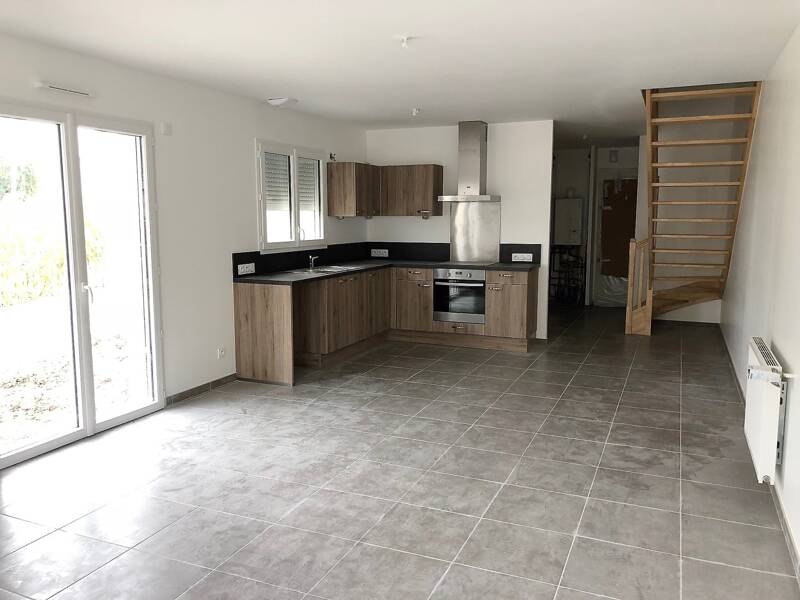 Maison à louer, 90m², INGRE