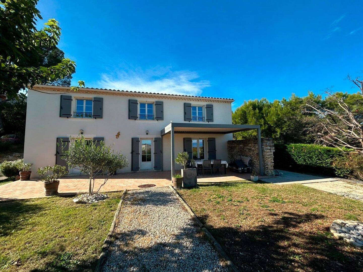 Maison à vendre, 184m², CHATEAUNEUF DE GADAGNE