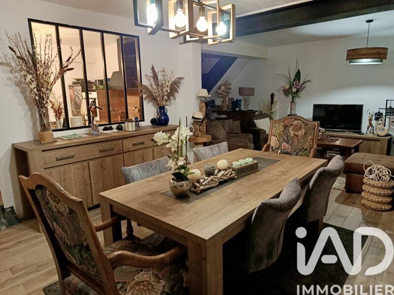 Maison à vendre, 108m², VILLENEUVE SUR FERE