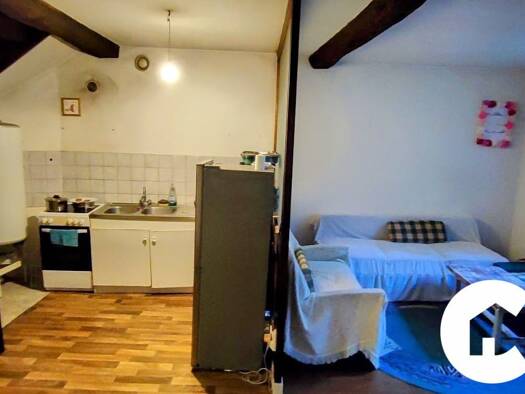 Duplex à vendre 74 000 € 3 pièces 2 chambres 57 m² 1er étage Sainte Marie Sud Oloron-Sainte-Marie 64400