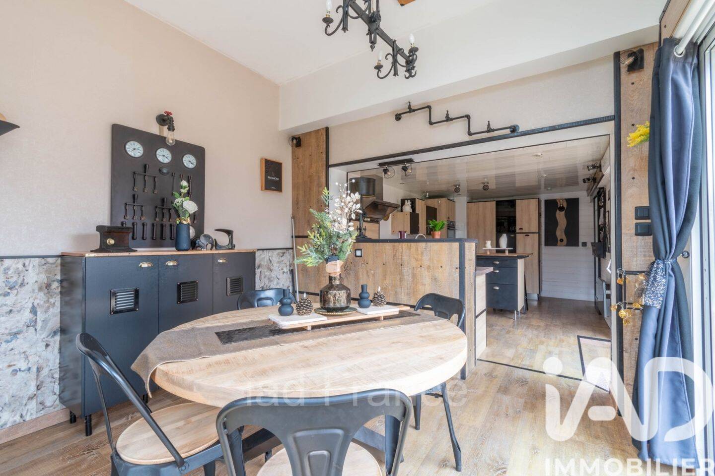 Maison à vendre, 203m², FONTENAY MAUVOISIN