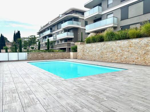 Appartement à vendre 359 000 € 3 pièces 2 chambres 62,6 m² Étage 1/4 Saint Martin-Le Miracle Mougins 06250