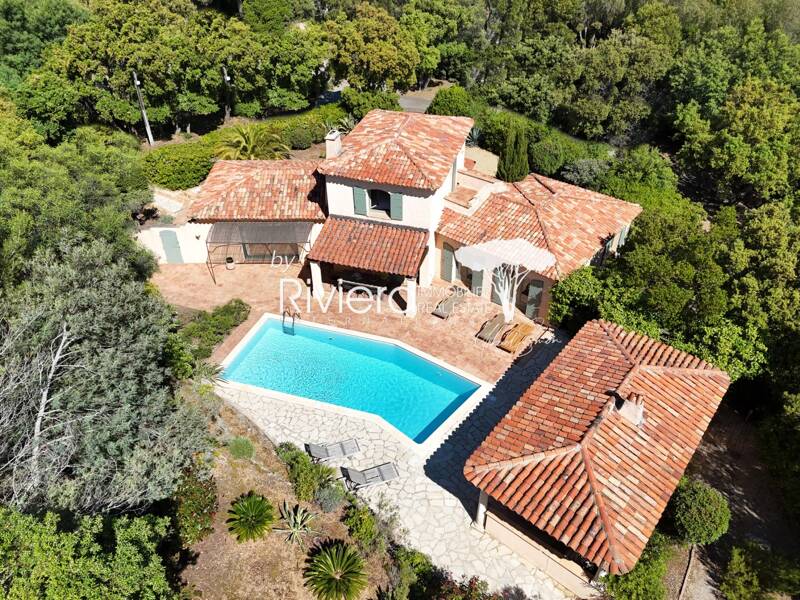 Maison à vendre, 154m², LA CROIX VALMER