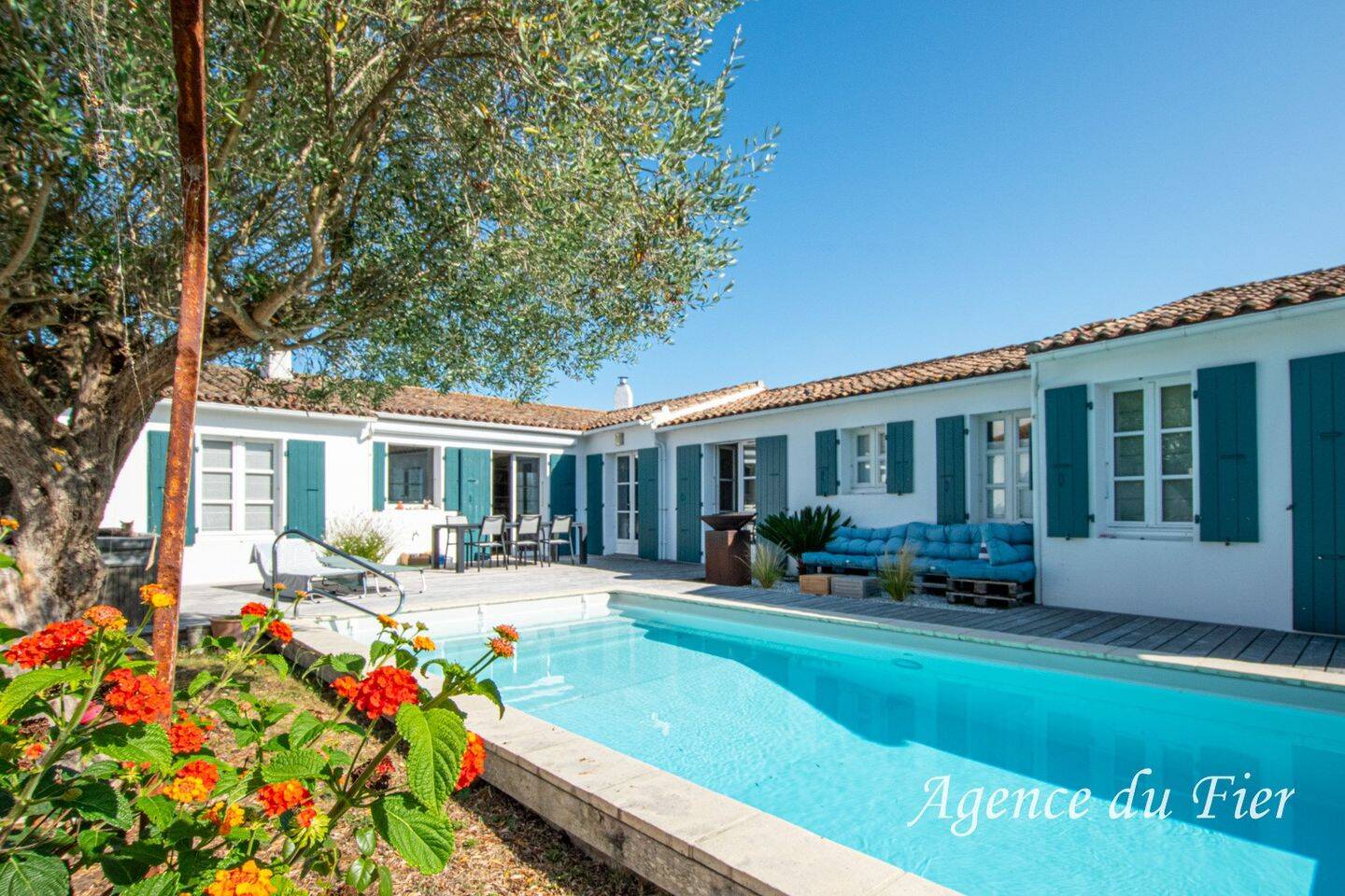 Maison à vendre, 192m², SAINT CLEMENT DES BALEINES