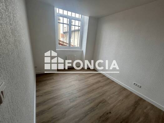 Appartement à louer 538 € 2 pièces 1 chambre 40 m² Étage 1/3 Les-Collines Vienne 38200