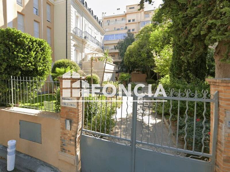 Maison à louer, 69m², HYERES