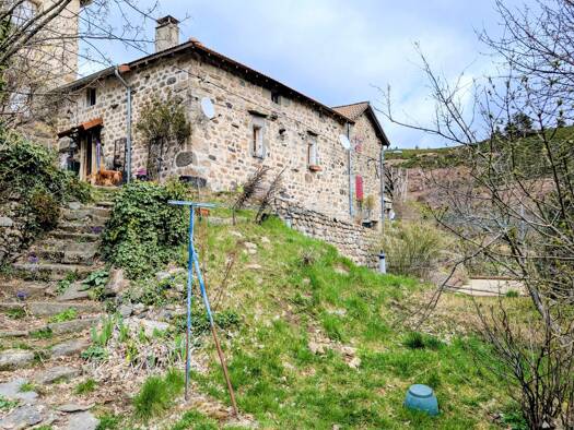 Maison à vendre 136 250 € 5 pièces 4 chambres 126,9 m² 135 m² de terrain Le Chambon 07160