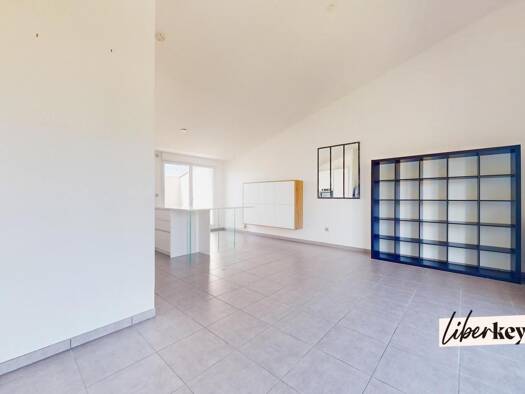 Duplex à vendre 299 000 € 5 pièces 4 chambres 104 m² Étage 2/3 Eglise-Oree du Bois Saint-Orens-de-Gameville 31650