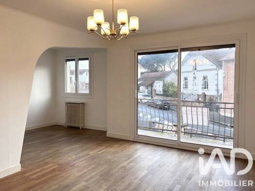Maison à vendre 97 000 € 4 pièces 2 chambres 73 m² 409 m² de terrain Fours à Chaux Montluçon 03100