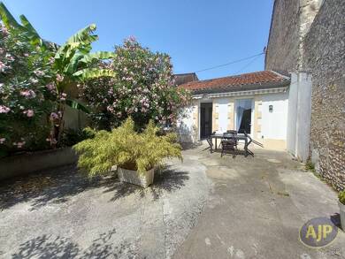 Maison à louer 900 € 4 pièces 3 chambres 122 m² Lesparre Medoc 33340