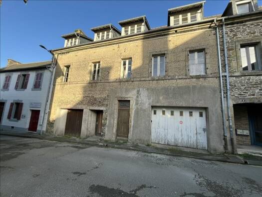 Immeuble à vendre 56 000 € 210 m² Nord Carhaix-Plouguer 29270