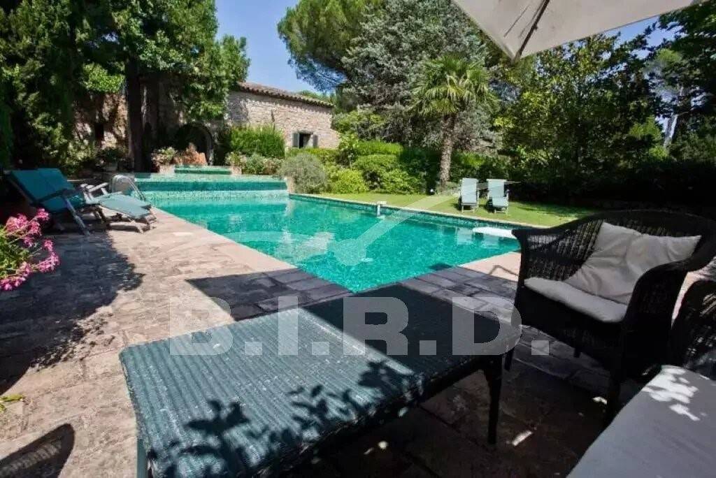 Maison à vendre, 600m², BAGNOLS EN FORET