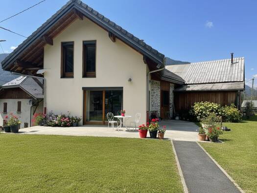 Maison à vendre 365 000 € 5 pièces 3 chambres 108,5 m² 1 780 m² de terrain Argentine 73220