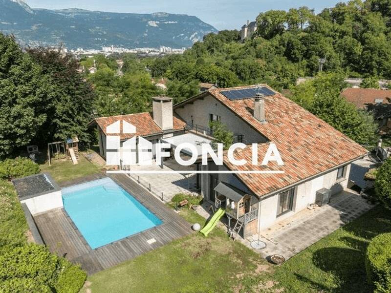 Maison à louer, 273m², EYBENS