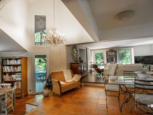 Maison à vendre 450 000 € 5 pièces 4 chambres 193 m² 3 700 m² de terrain Nord Saint-Gaudens 31800