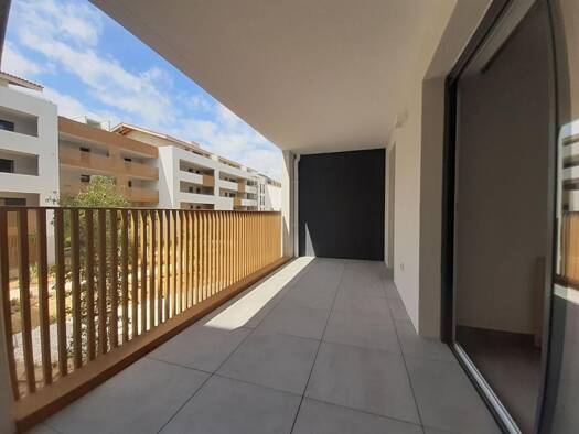 Appartement à louer 670 € 2 pièces 1 chambre 38,2 m² 1er étage Etangs et Plages Marseillan 34340