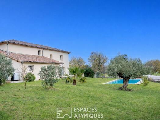 Ferme à vendre 916 000 € 8 pièces 4 chambres 221 m² 3 832 m² de terrain Chatuzange-le-Goubet 26300