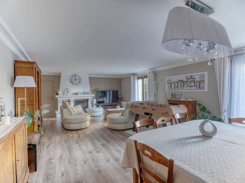 Maison à vendre, 136m², GUYANCOURT