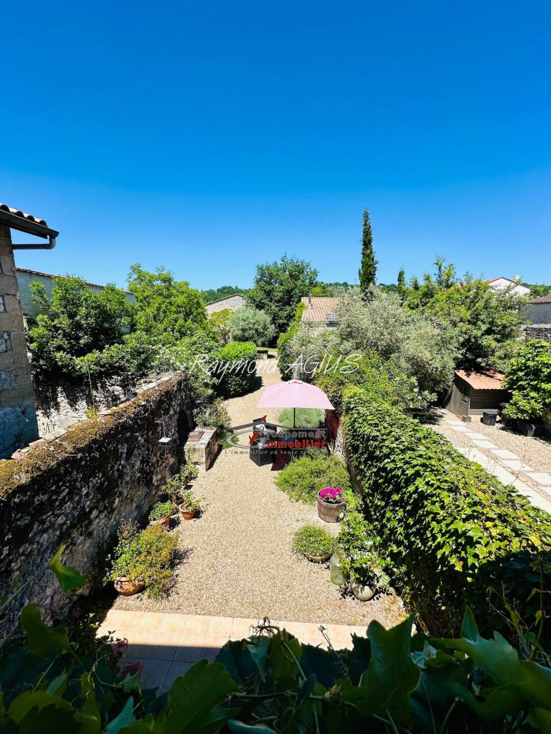 Maison à vendre, 315m², PORT SAINTE FOY ET PONCHAPT