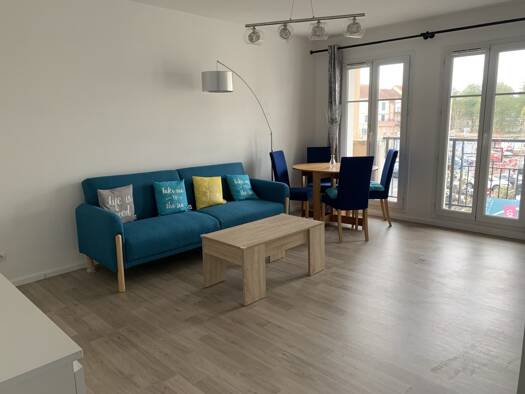 Appartement à louer 1 050 € 3 pièces 2 chambres 57,1 m² 2ème étage Bailly-Romainvilliers 77700