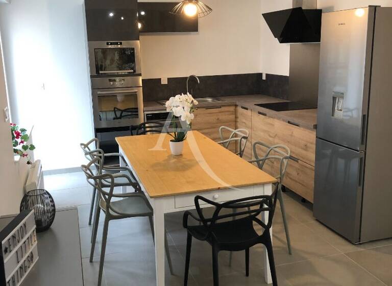 Duplex à louer 430 € 7 pièces 1<br/>chambre Centre Brest 29200