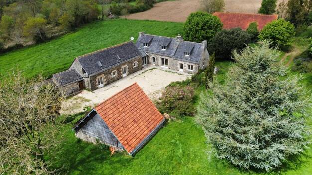Maison à vendre 479 000 € 5 pièces 4 chambres 200 m² 35 000 m² de terrain Plestin-les-Grèves 22310