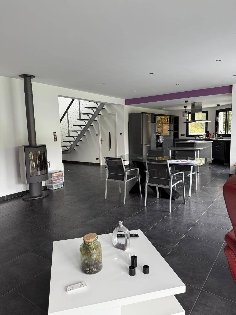 Maison à vendre, 169m², LOCQUELTAS