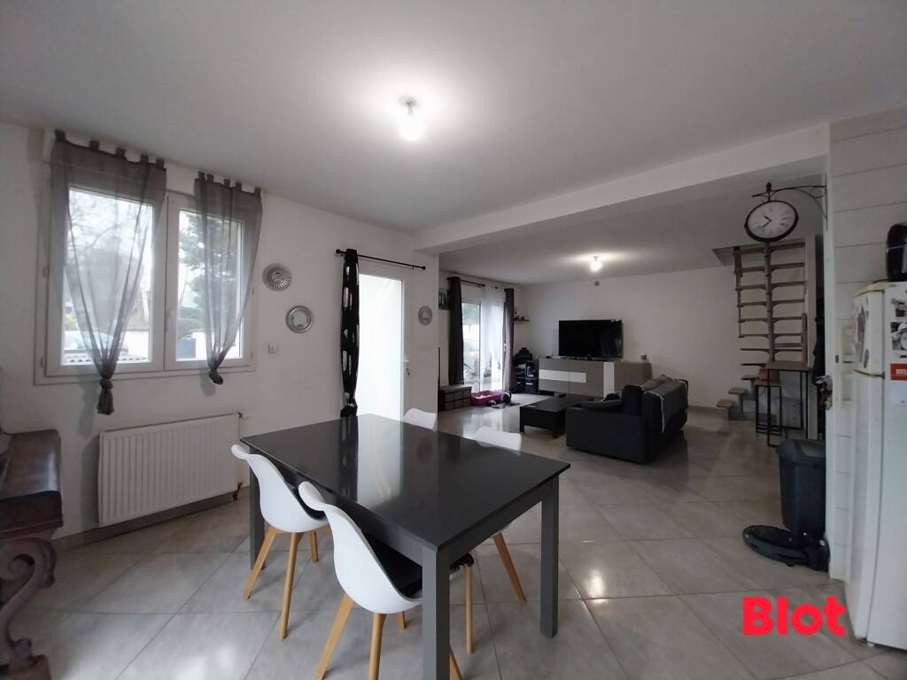 Maison à vendre, 117m², MINIAC MORVAN