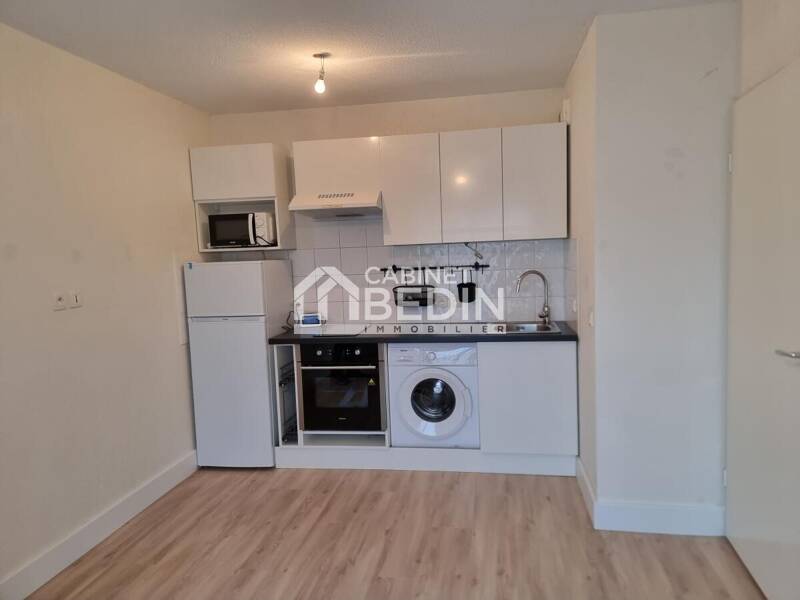 Maison à louer, 32m², FARGUES SAINT HILAIRE