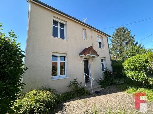 Maison à vendre 149 900 € 5 pièces 3 chambres 90 m² 436 m² de terrain Troyes 10000
