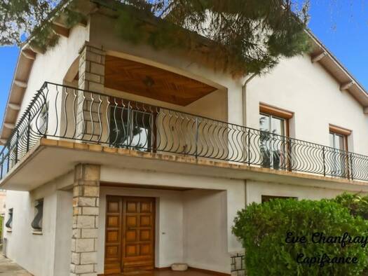 Maison de ville à vendre 495 000 € 4 pièces 3 chambres 150 m² 1 033 m² de terrain Centre Ville Frontignan 34110